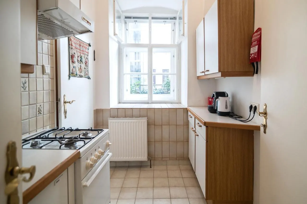 Cozy Central Flat Spittelberg Wien Österrike